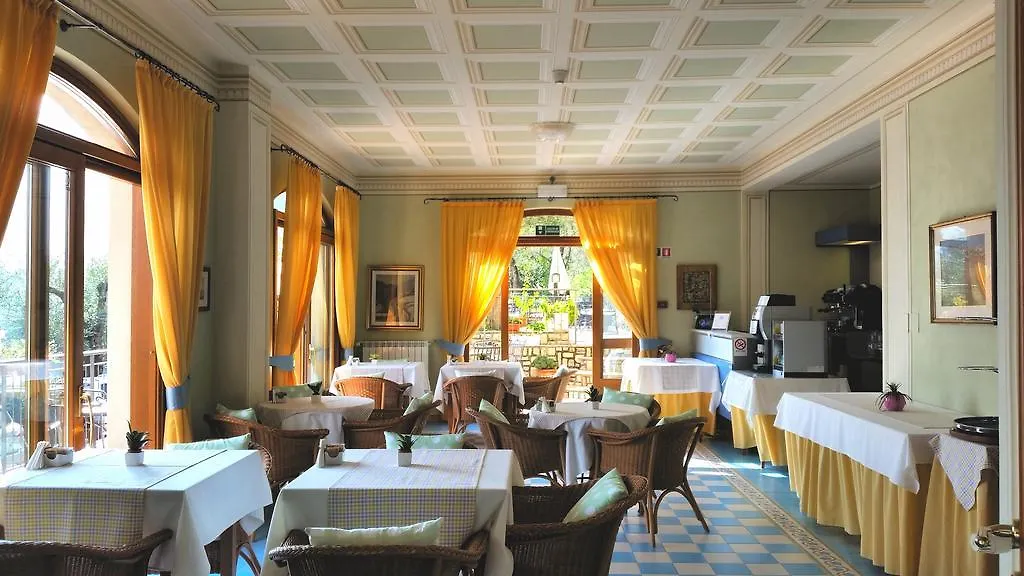 Hotel Locanda Ruscello Garnì Limone sul Garda 3*,  Italia